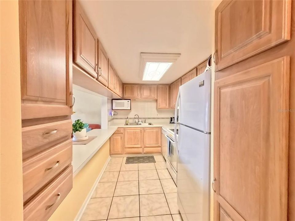 En Venta: $153,000 (2 camas, 2 baños, 920 Pies cuadrados)