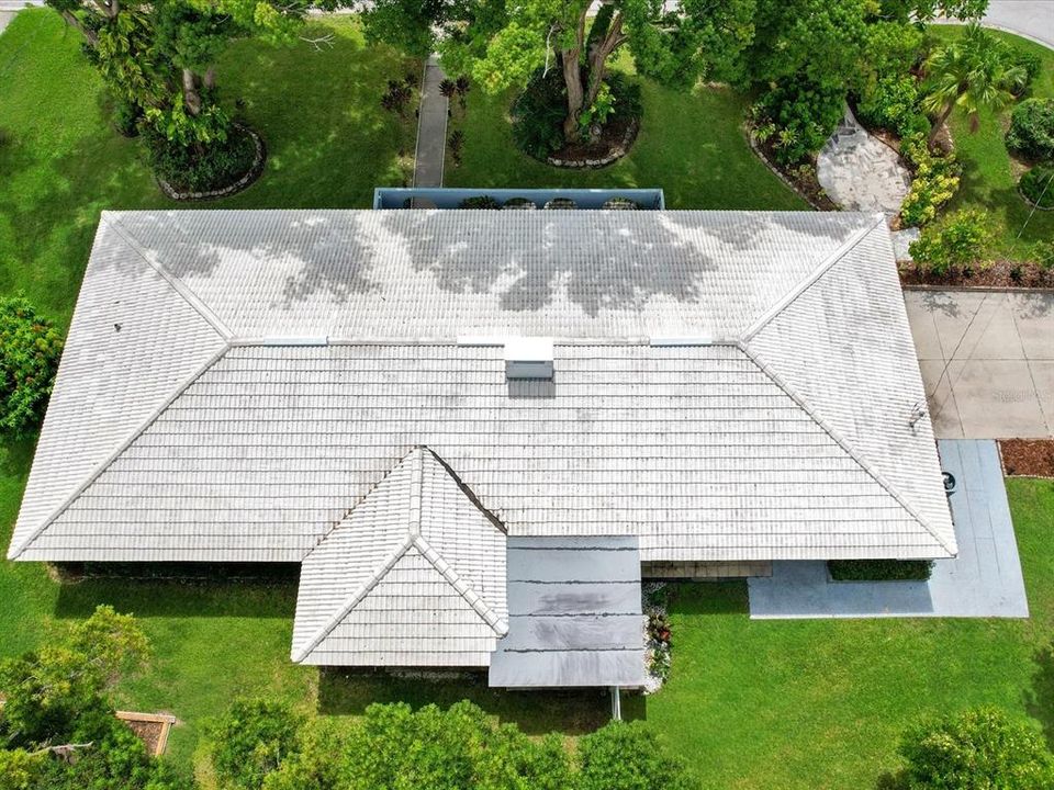 En Venta: $561,900 (3 camas, 3 baños, 2419 Pies cuadrados)