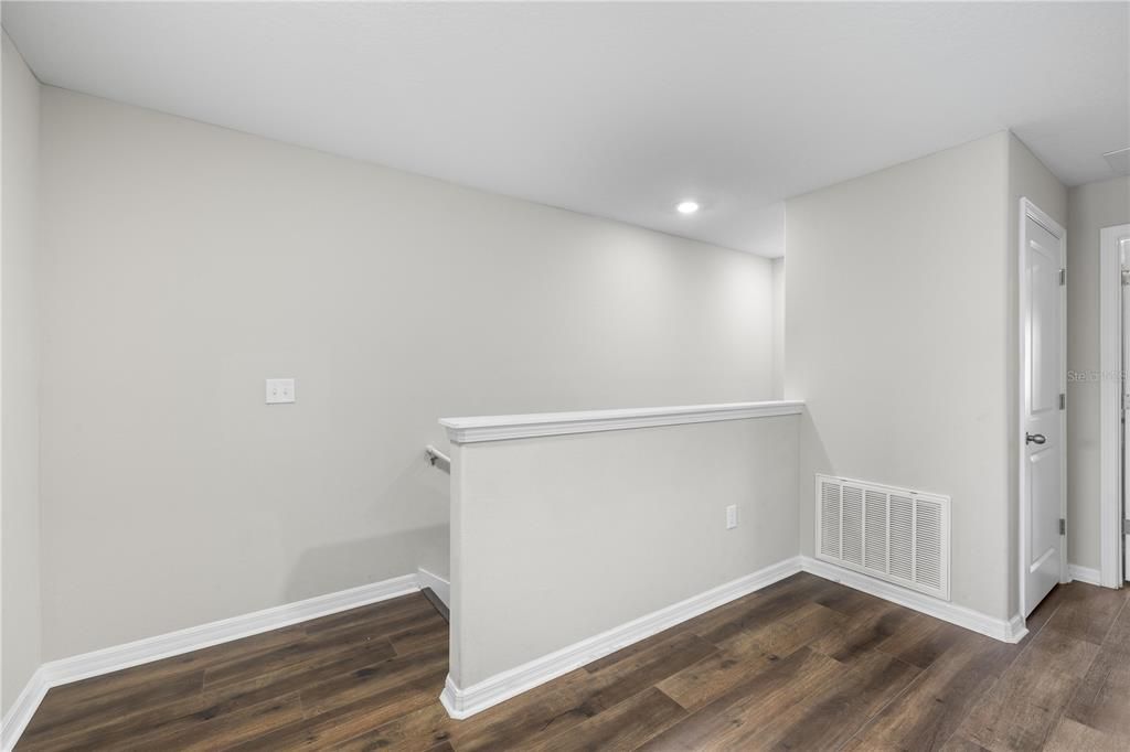 For Sale: $305,000 (2 beds, 2 baths, 1541 Square Feet)