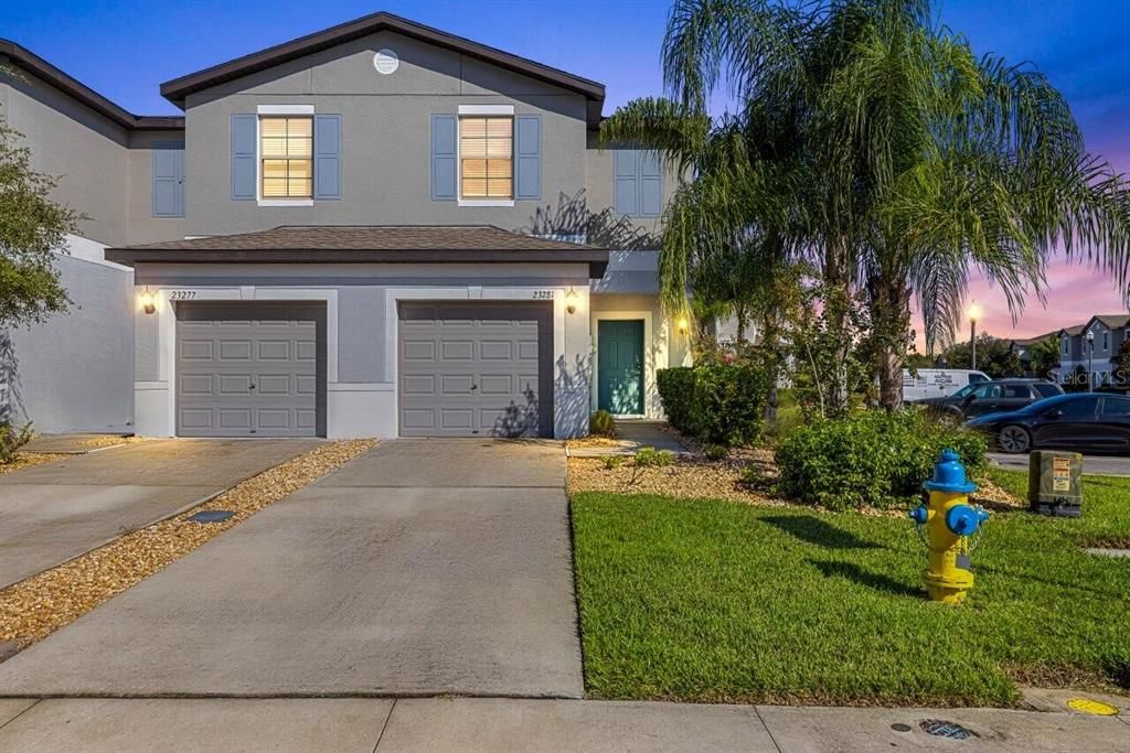For Sale: $305,000 (2 beds, 2 baths, 1541 Square Feet)