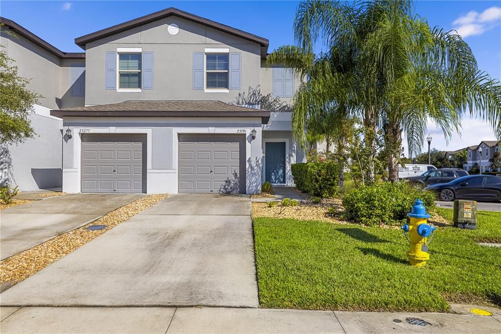 For Sale: $305,000 (2 beds, 2 baths, 1541 Square Feet)