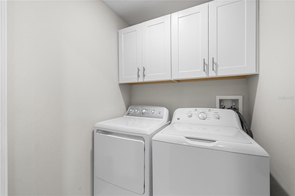 For Sale: $305,000 (2 beds, 2 baths, 1541 Square Feet)