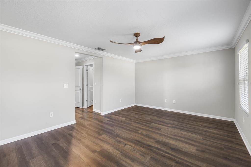 For Sale: $305,000 (2 beds, 2 baths, 1541 Square Feet)