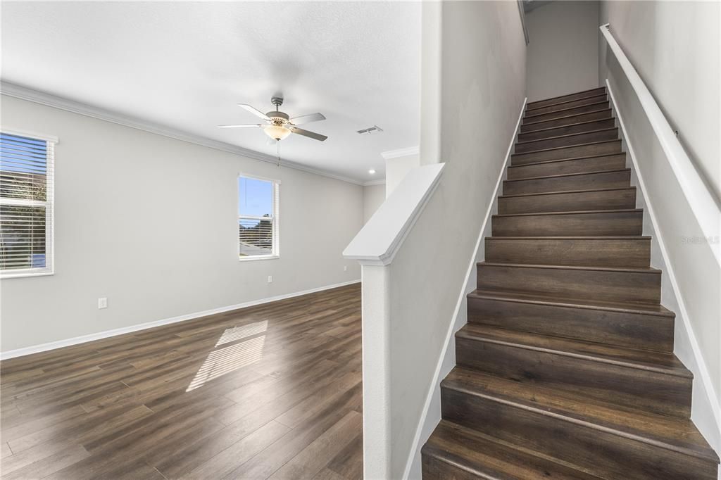 For Sale: $305,000 (2 beds, 2 baths, 1541 Square Feet)