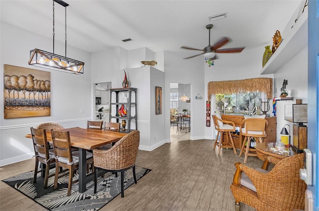 На продажу: $699,900 (3 спален, 2 ванн, 1773 Квадратных фут)