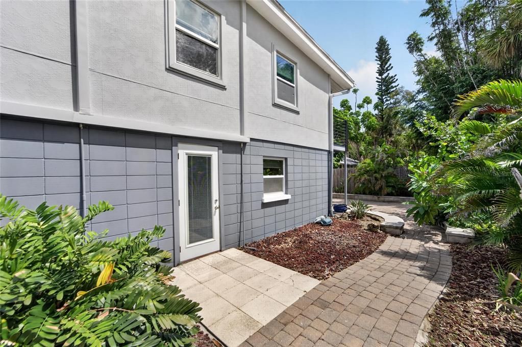 : $1,599,000 (7 camas, 0 baños, 2832 Pies cuadrados)