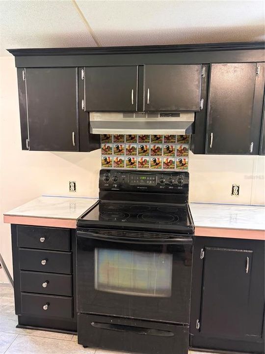 For Sale: $199,000 (3 beds, 2 baths, 1146 Square Feet)