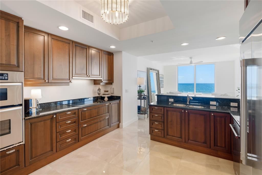 En Venta: $1,279,000 (2 camas, 2 baños, 2340 Pies cuadrados)