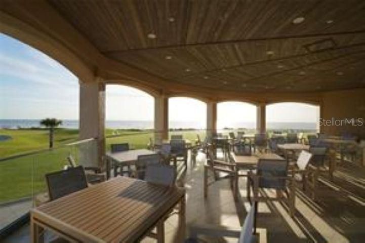En Venta: $1,279,000 (2 camas, 2 baños, 2340 Pies cuadrados)