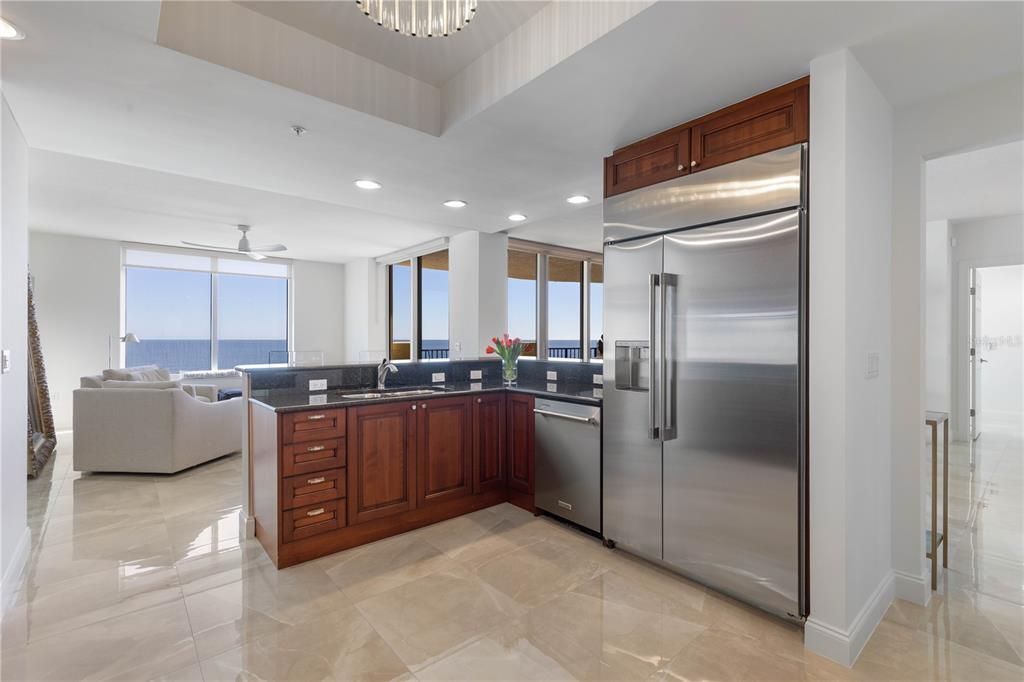 En Venta: $1,279,000 (2 camas, 2 baños, 2340 Pies cuadrados)