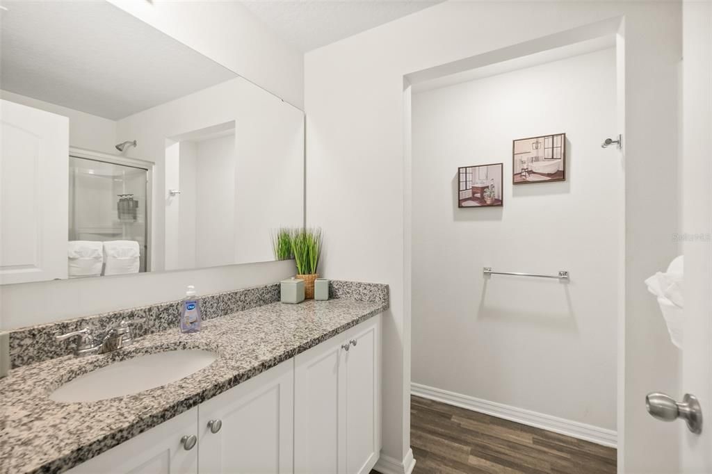 For Sale: $450,000 (3 beds, 2 baths, 1818 Square Feet)