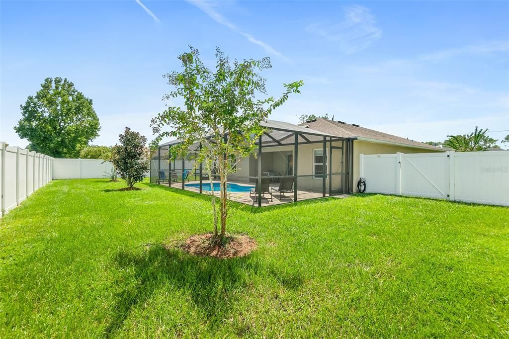 For Sale: $450,000 (3 beds, 2 baths, 1818 Square Feet)