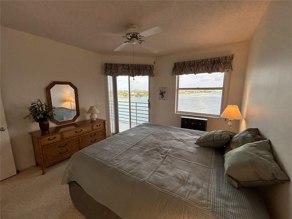 For Rent: $2,900 (2 beds, 2 baths, 1145 Square Feet)