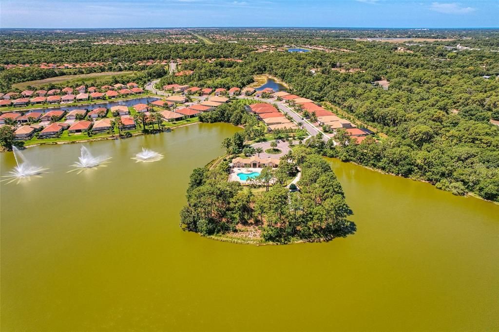 En Venta: $450,000 (3 camas, 2 baños, 1984 Pies cuadrados)