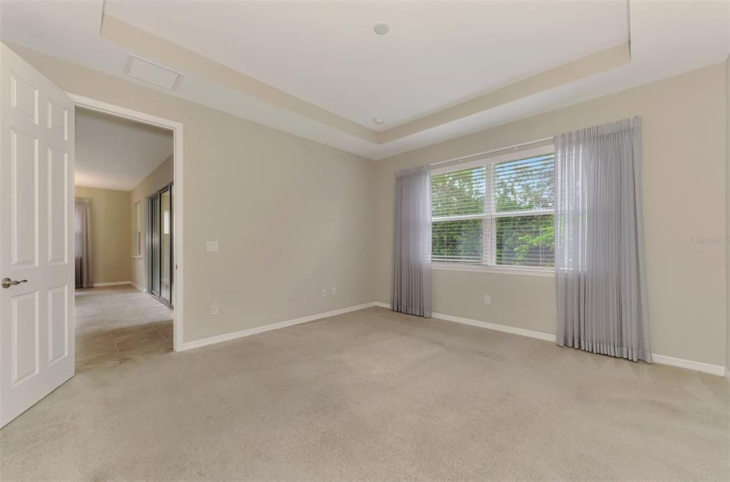 En Venta: $450,000 (3 camas, 2 baños, 1984 Pies cuadrados)