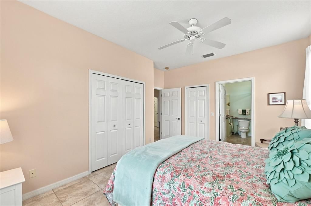 En Venta: $389,000 (3 camas, 2 baños, 1913 Pies cuadrados)