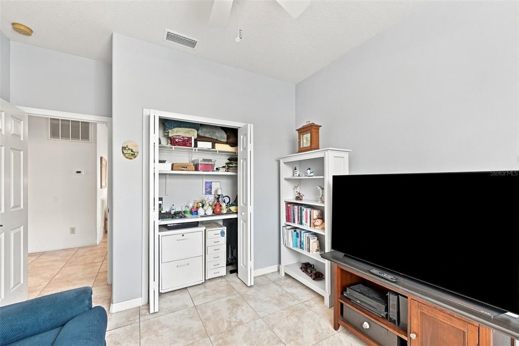 En Venta: $389,000 (3 camas, 2 baños, 1913 Pies cuadrados)