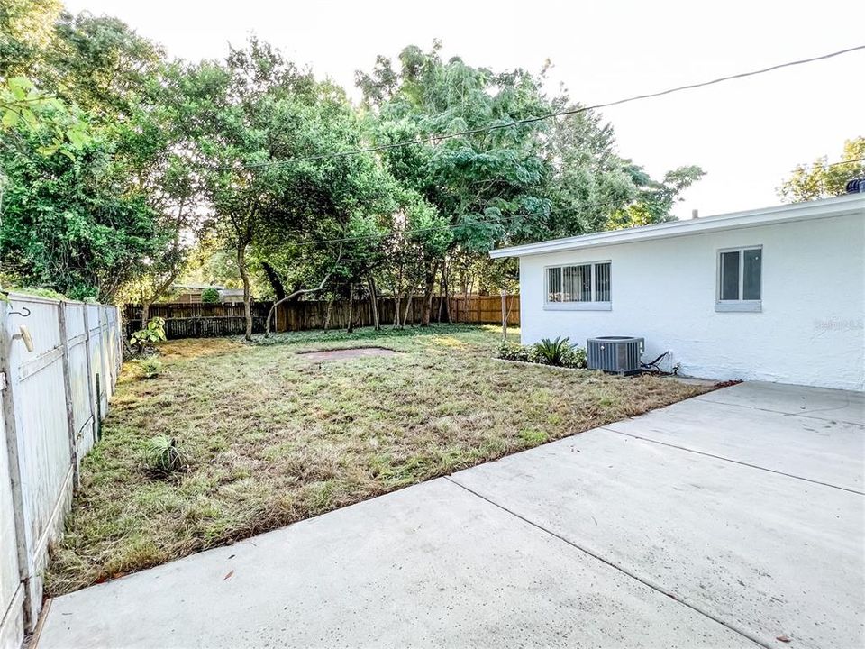 For Rent: $2,490 (3 beds, 1 baths, 1061 Square Feet)
