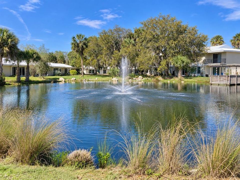 For Sale: $225,000 (2 beds, 2 baths, 1524 Square Feet)