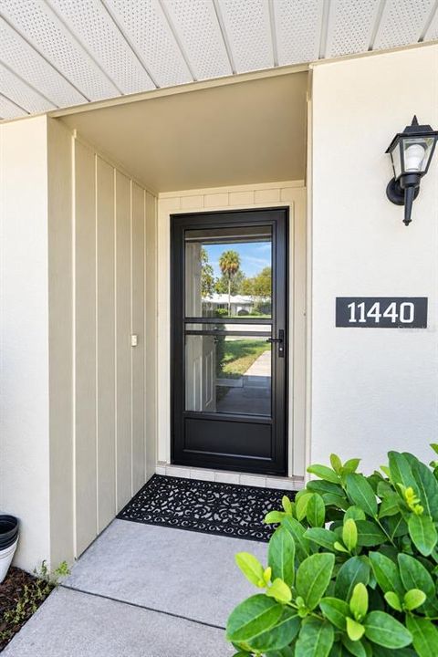 For Sale: $225,000 (2 beds, 2 baths, 1524 Square Feet)