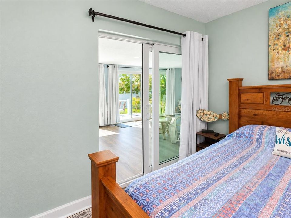 For Sale: $225,000 (2 beds, 2 baths, 1524 Square Feet)