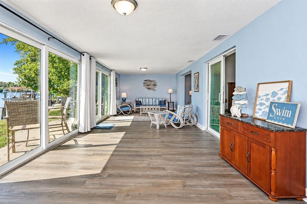 For Sale: $225,000 (2 beds, 2 baths, 1524 Square Feet)