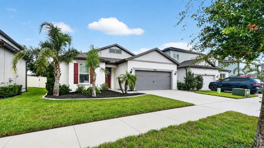 For Sale: $489,900 (4 beds, 2 baths, 2054 Square Feet)