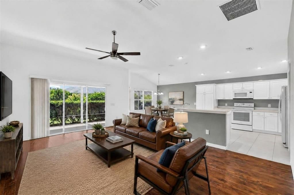 En Venta: $435,000 (3 camas, 2 baños, 1689 Pies cuadrados)