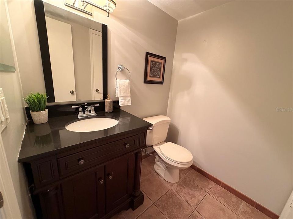 For Sale: $189,900 (2 beds, 1 baths, 1150 Square Feet)