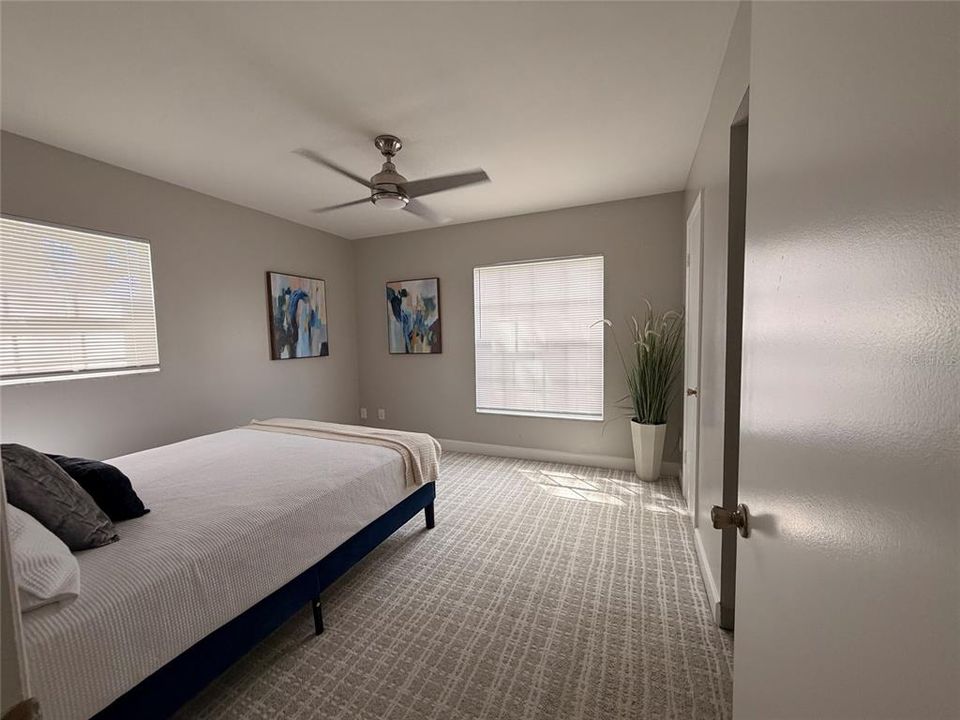 For Sale: $189,900 (2 beds, 1 baths, 1150 Square Feet)
