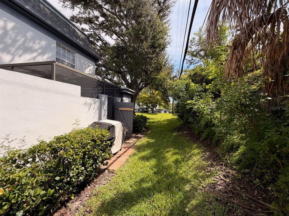 For Sale: $189,900 (2 beds, 1 baths, 1150 Square Feet)