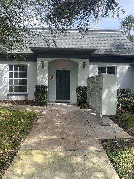 For Sale: $189,900 (2 beds, 1 baths, 1150 Square Feet)