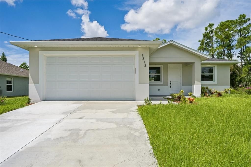 For Sale: $349,000 (3 beds, 2 baths, 1496 Square Feet)