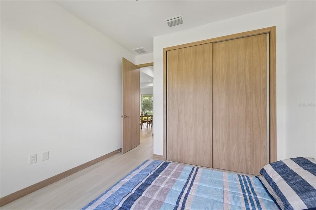 For Sale: $349,000 (3 beds, 2 baths, 1496 Square Feet)