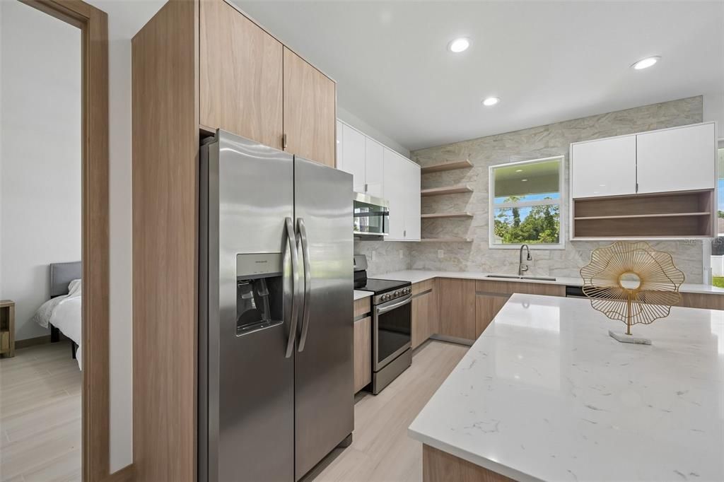 For Sale: $349,000 (3 beds, 2 baths, 1496 Square Feet)