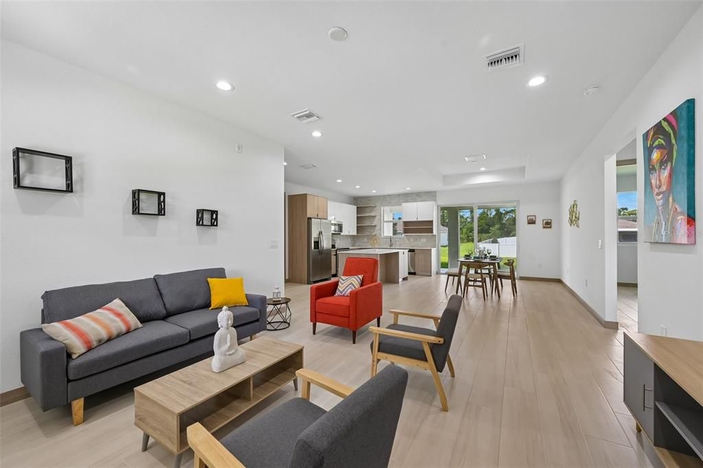 For Sale: $349,000 (3 beds, 2 baths, 1496 Square Feet)
