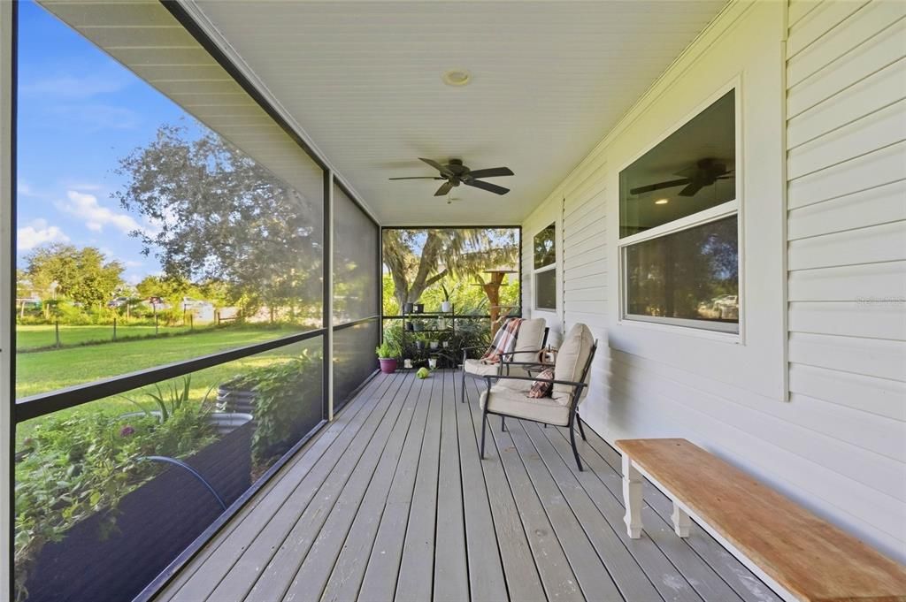 For Sale: $915,000 (3 beds, 2 baths, 1577 Square Feet)