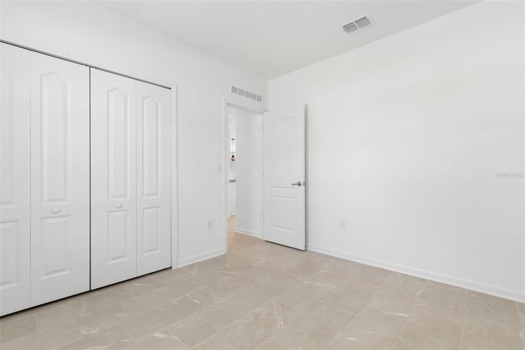 En Venta: $359,900 (4 camas, 2 baños, 2051 Pies cuadrados)