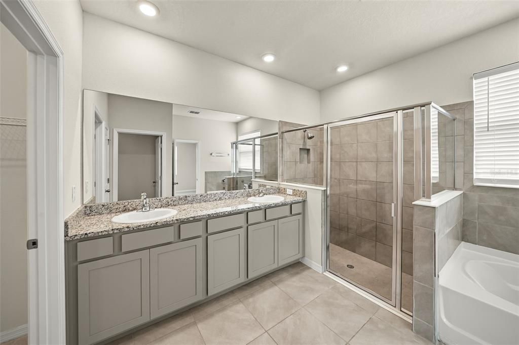 待售: $525,000 (4 贝兹, 3 浴室, 2798 平方英尺)