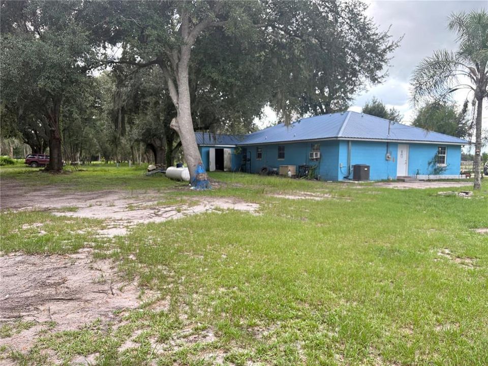 En Venta: $675,000 (2 camas, 2 baños, 2230 Pies cuadrados)
