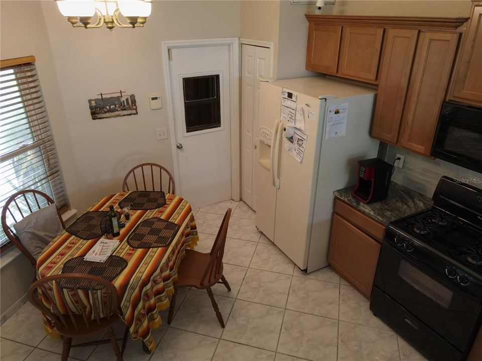 For Rent: $2,150 (3 beds, 2 baths, 1344 Square Feet)