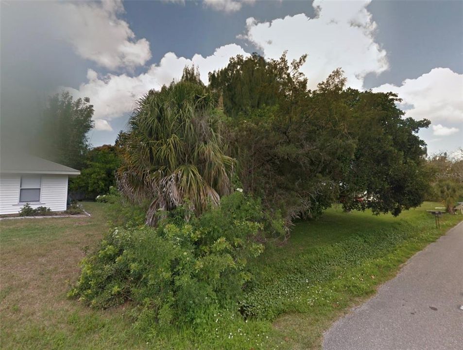 For Sale: $69,999 (0.18 acres)