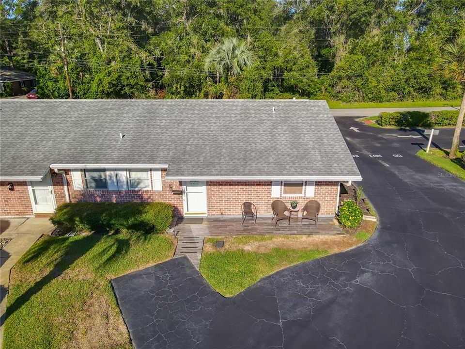 For Sale: $167,000 (2 beds, 1 baths, 1066 Square Feet)