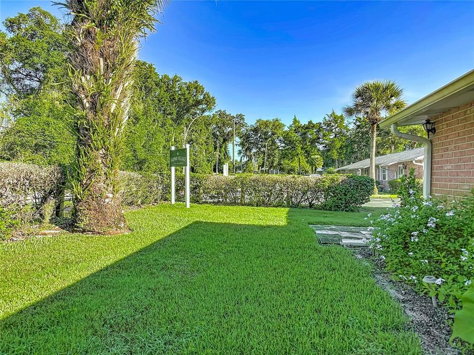 For Sale: $167,000 (2 beds, 1 baths, 1066 Square Feet)