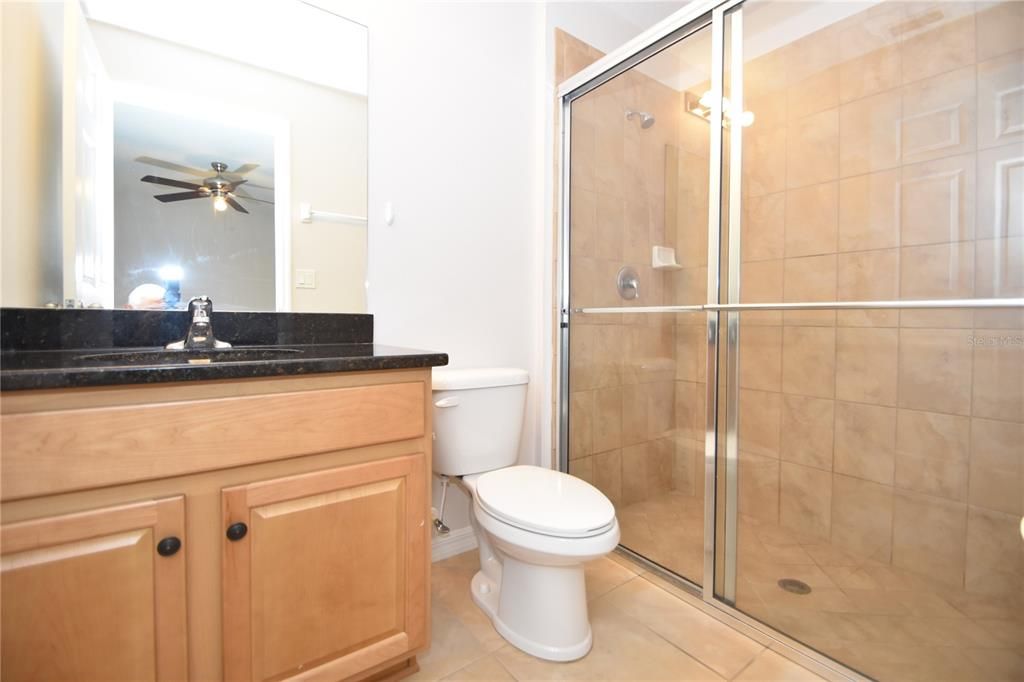 For Rent: $1,950 (3 beds, 2 baths, 1323 Square Feet)