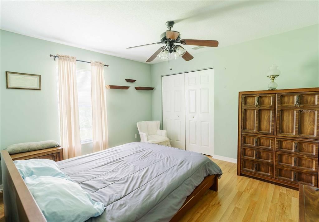 For Sale: $329,900 (3 beds, 2 baths, 1809 Square Feet)