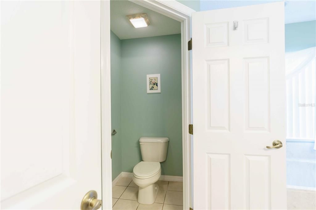 For Sale: $329,900 (3 beds, 2 baths, 1809 Square Feet)