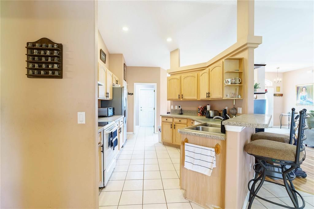 For Sale: $329,900 (3 beds, 2 baths, 1809 Square Feet)