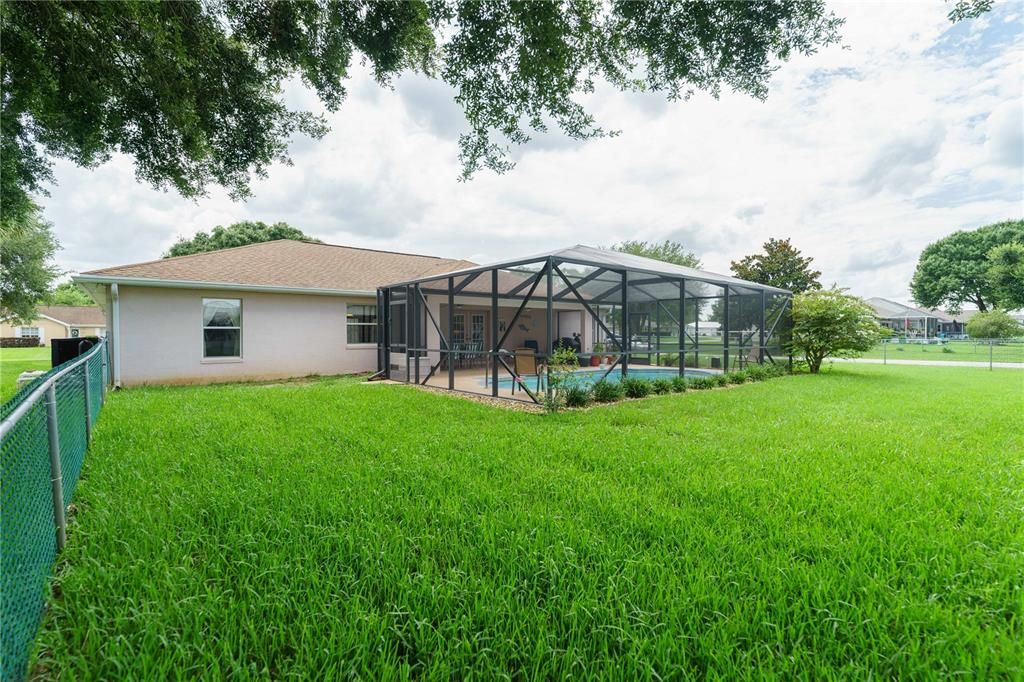 For Sale: $329,900 (3 beds, 2 baths, 1809 Square Feet)