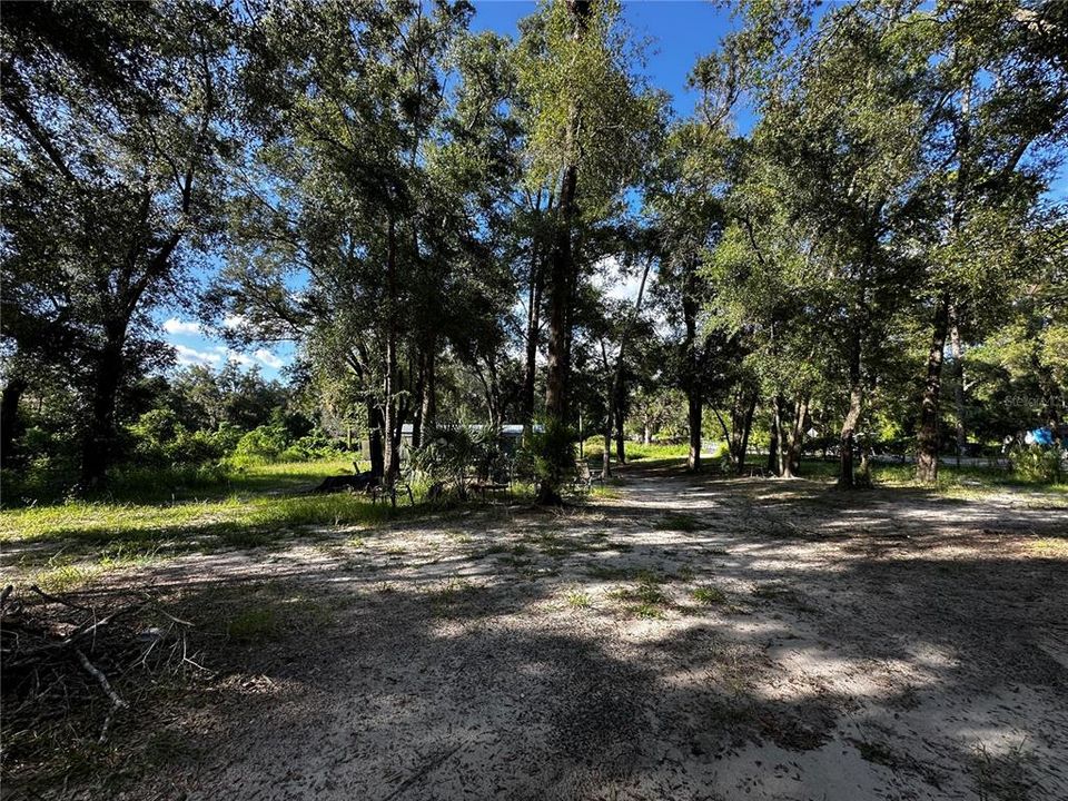 En Venta: $259,000 (3.23 acres)
